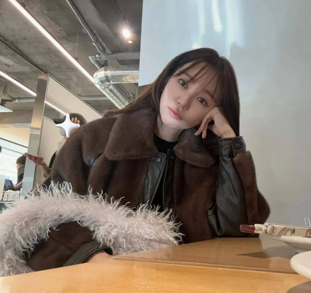 尹恩惠携一代女团回归引青春回忆，回看曾经红极一时的她