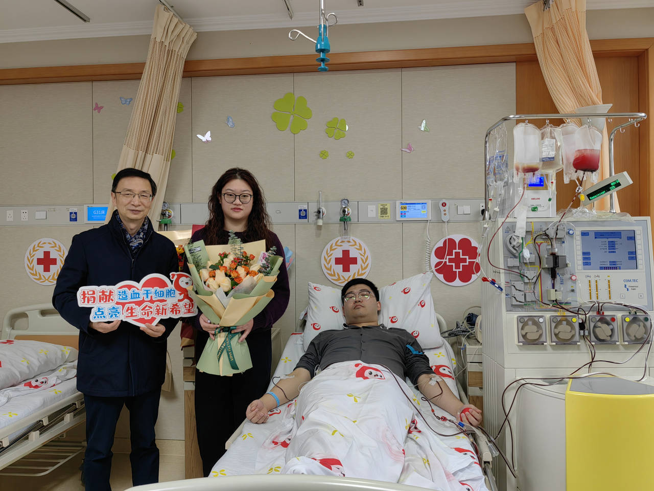 婚礼上，95后新郎“基本不喝”！因为三个月前的一通电话