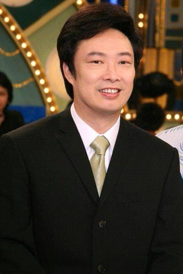 事实证明：告别歌坛5年的费玉清，已经走上人生的另一条大道