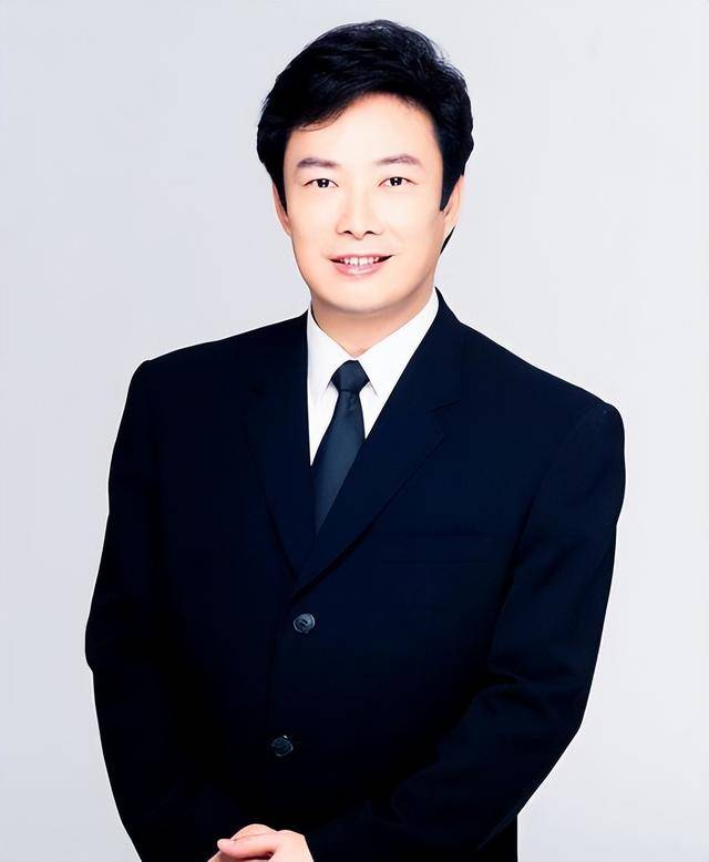 事实证明：告别歌坛5年的费玉清，已经走上人生的另一条大道