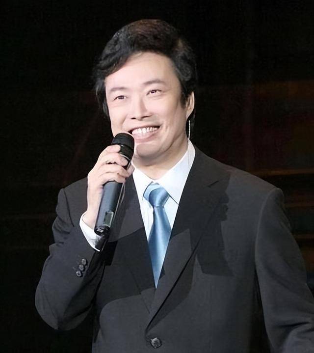 事实证明：告别歌坛5年的费玉清，已经走上人生的另一条大道