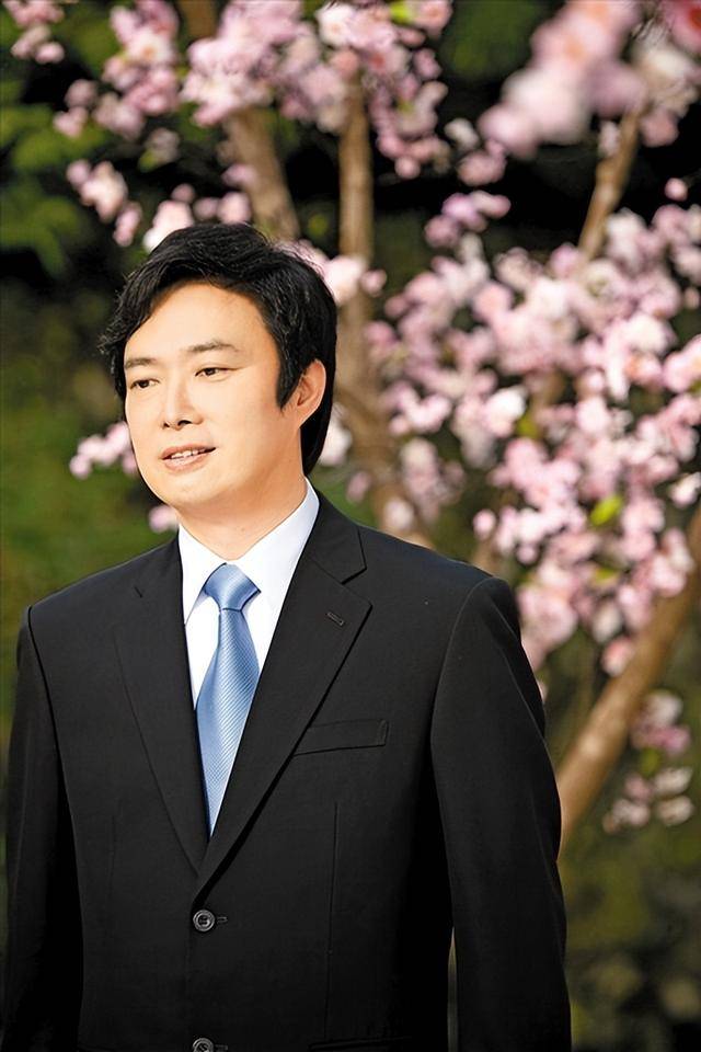 事实证明：告别歌坛5年的费玉清，已经走上人生的另一条大道