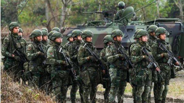 东部战区元旦释放多重含义！国民党火速出手，赖清德岌岌可危？