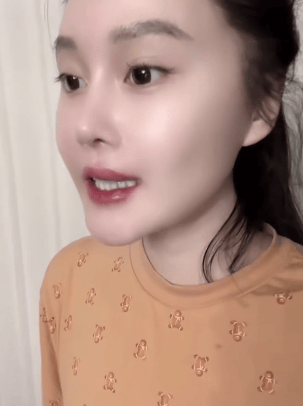 赵本山女儿球球辟谣自杀传闻：自己活得好好的
